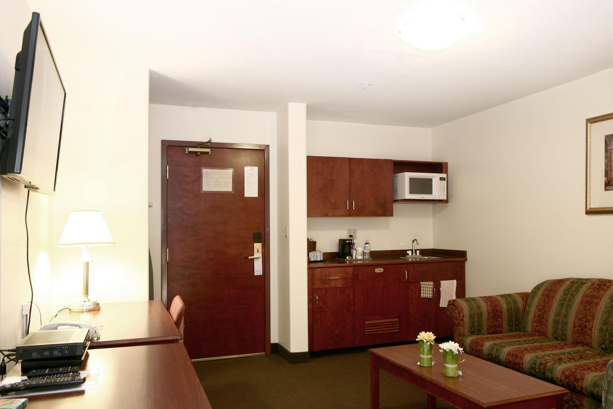 Foxwood Inn & Suites Drayton Valley Εξωτερικό φωτογραφία